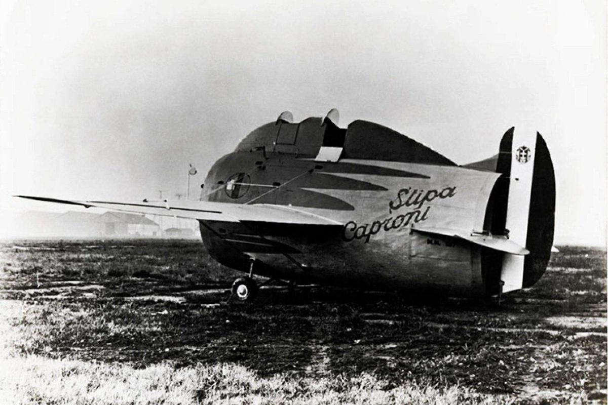 Stipa Caproni самолет