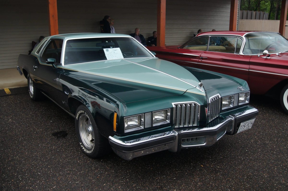 Pontiac Grand prix 1977