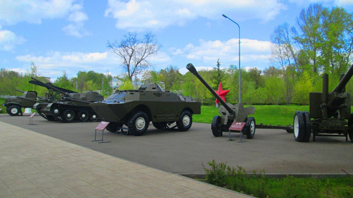 Музей военной техники под открытым небом Кантемировка