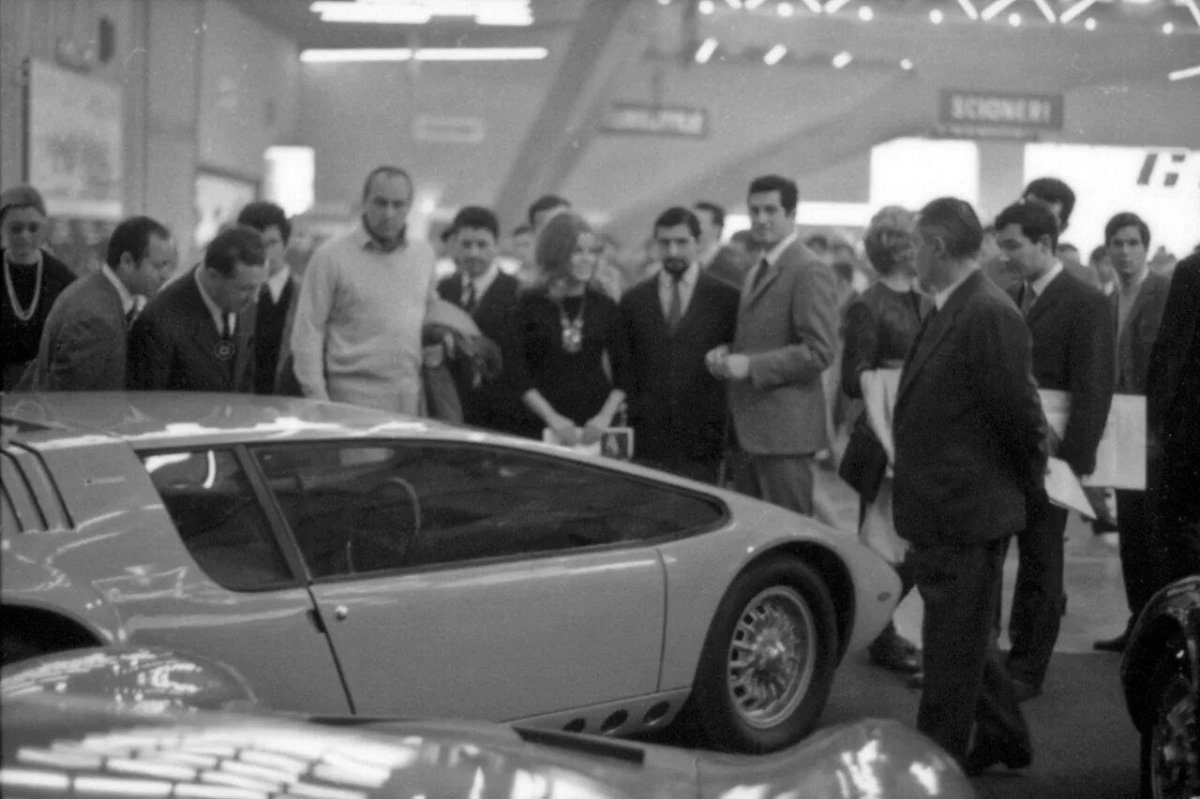 Автомобиль Bizzarrini Manta (1968)