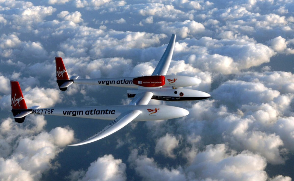 Самолет Virgin Atlantic