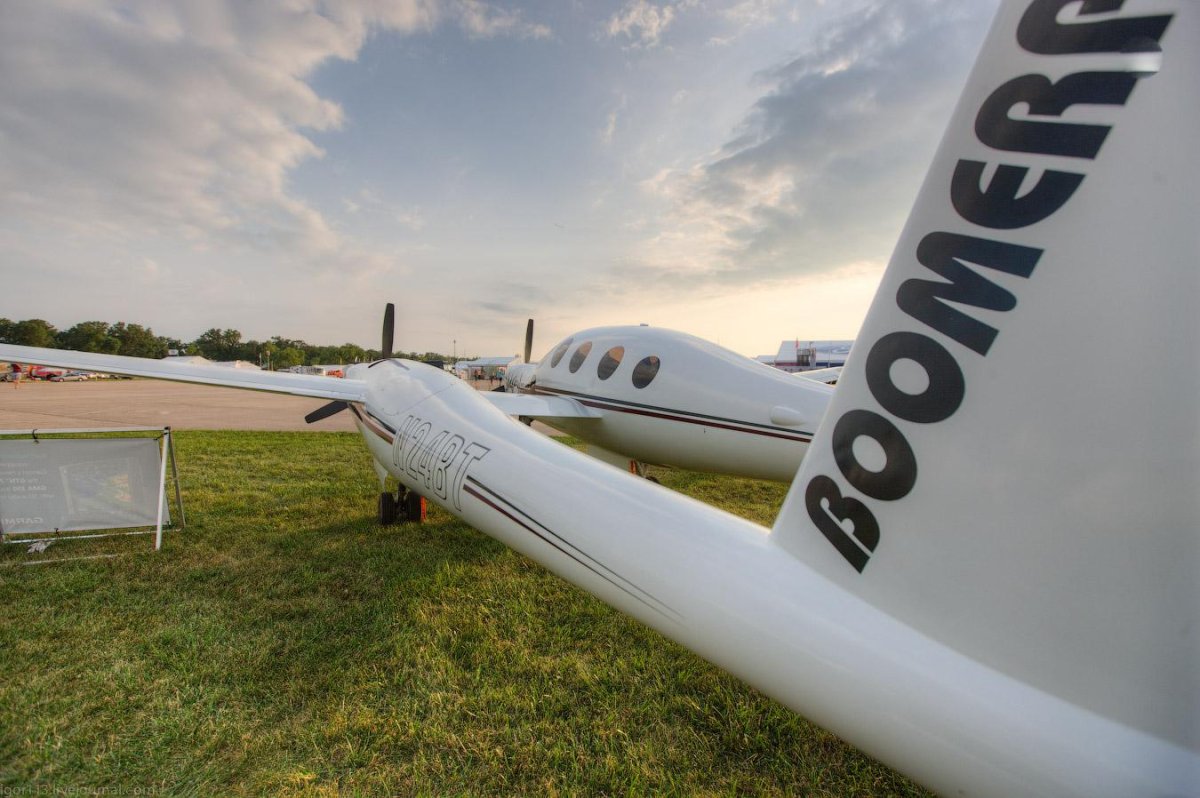 Бумеранг самолет Рутан