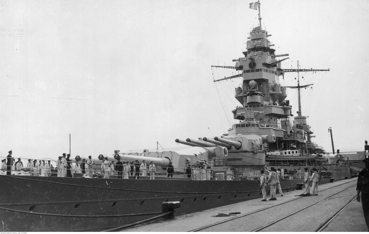 Французский линкор Дюнкерк