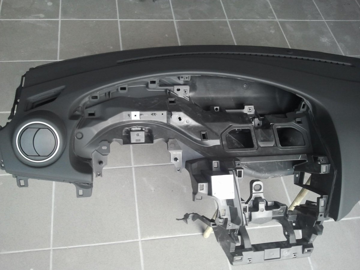 Торпедо Mazda 3