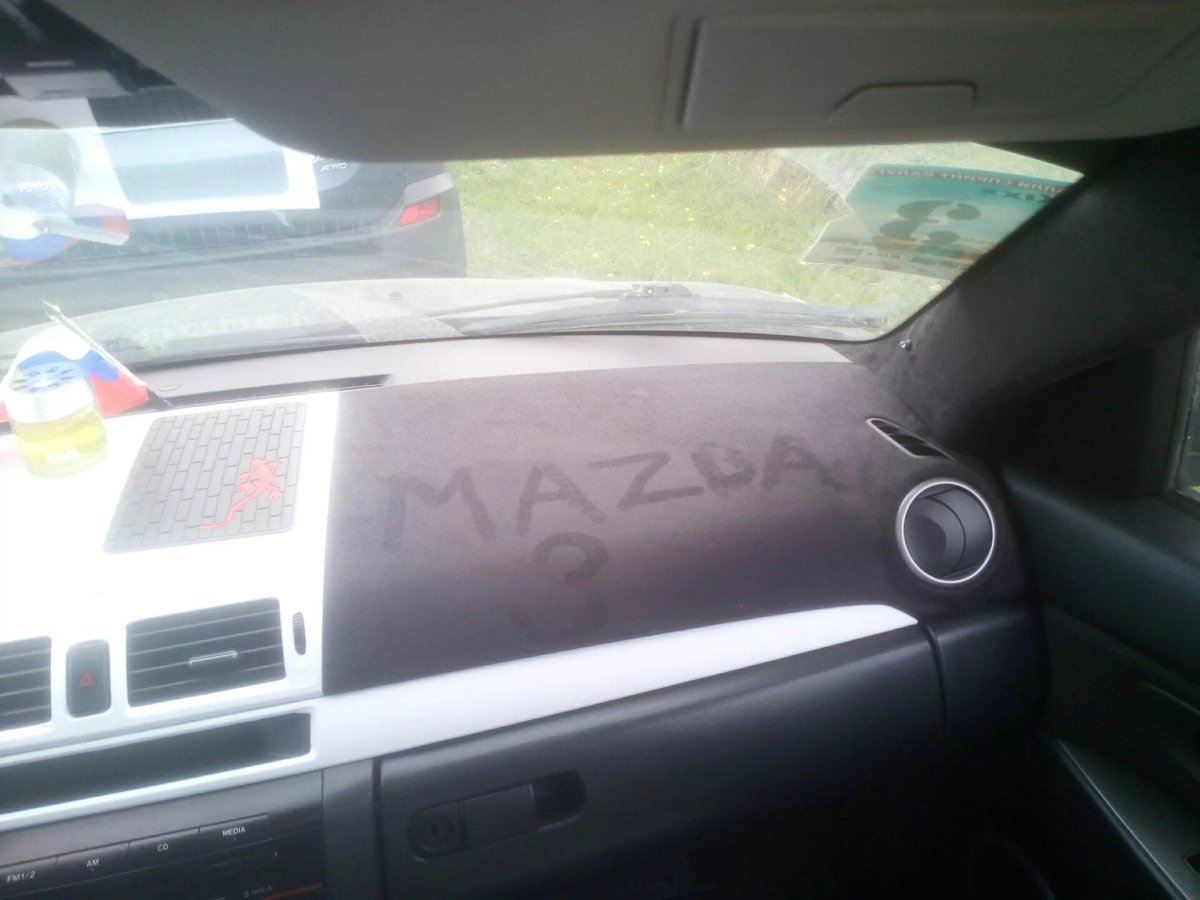 Mazda 3 BK перешивка торпеды