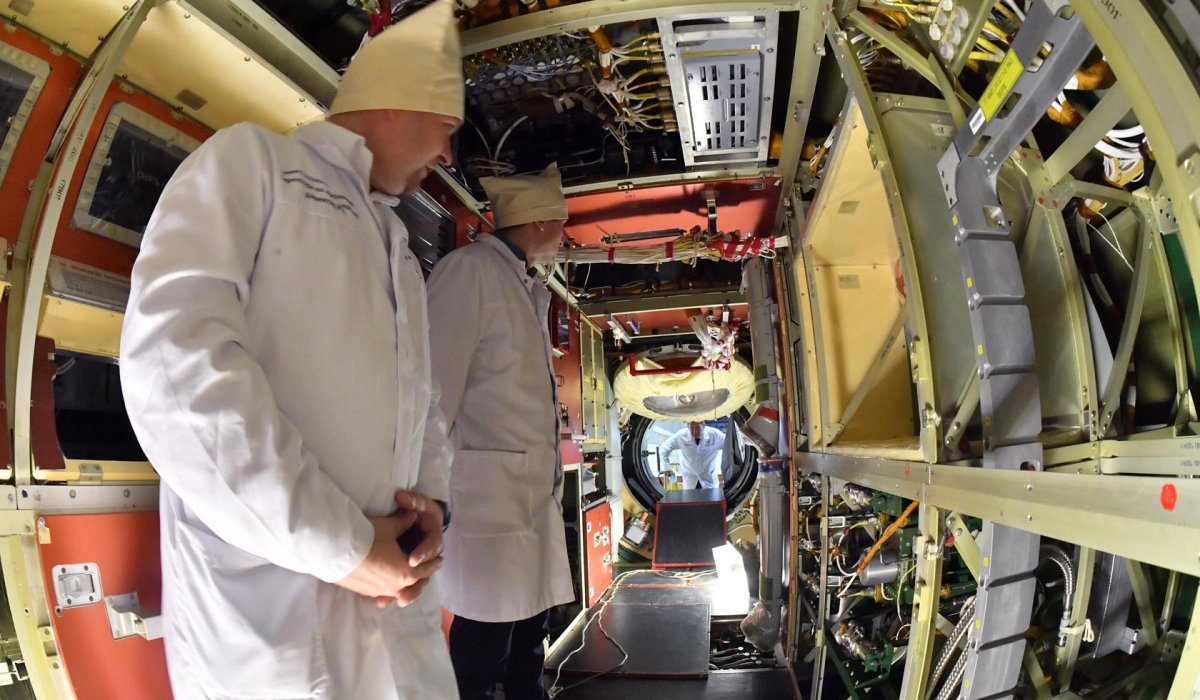 Модуль наука для МКС внутри