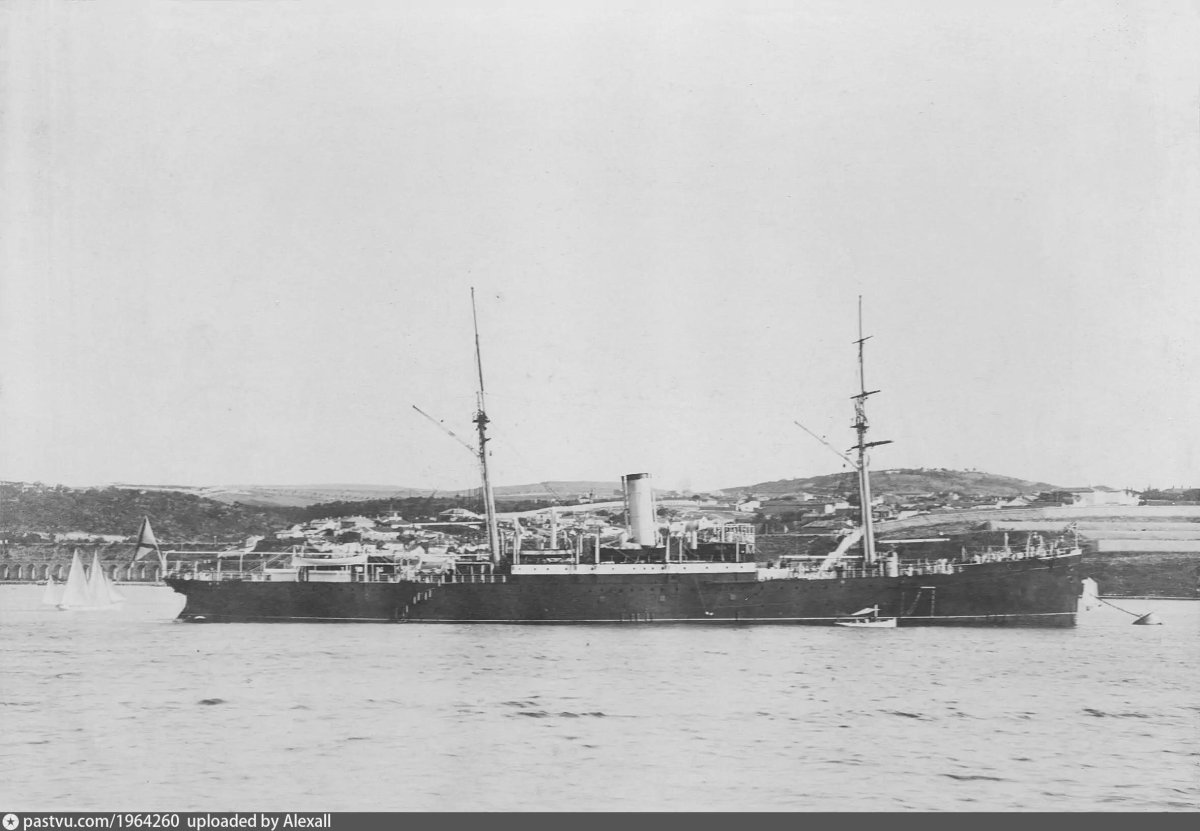 Учебное судно верный