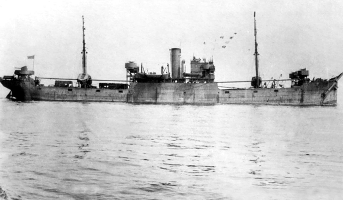 Минный заградитель Ворошиловск ТОФ