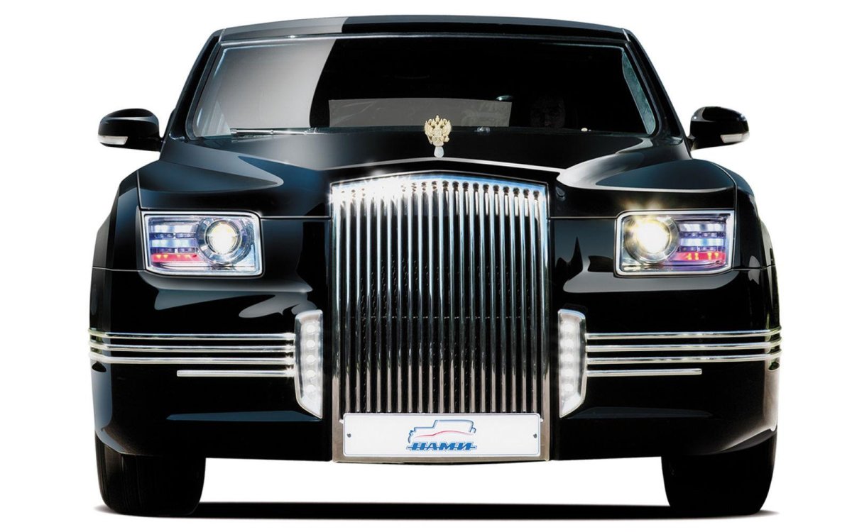 Президентский кортеж Аурус