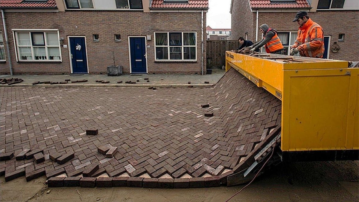 Укладчик тротуарной плитки машина