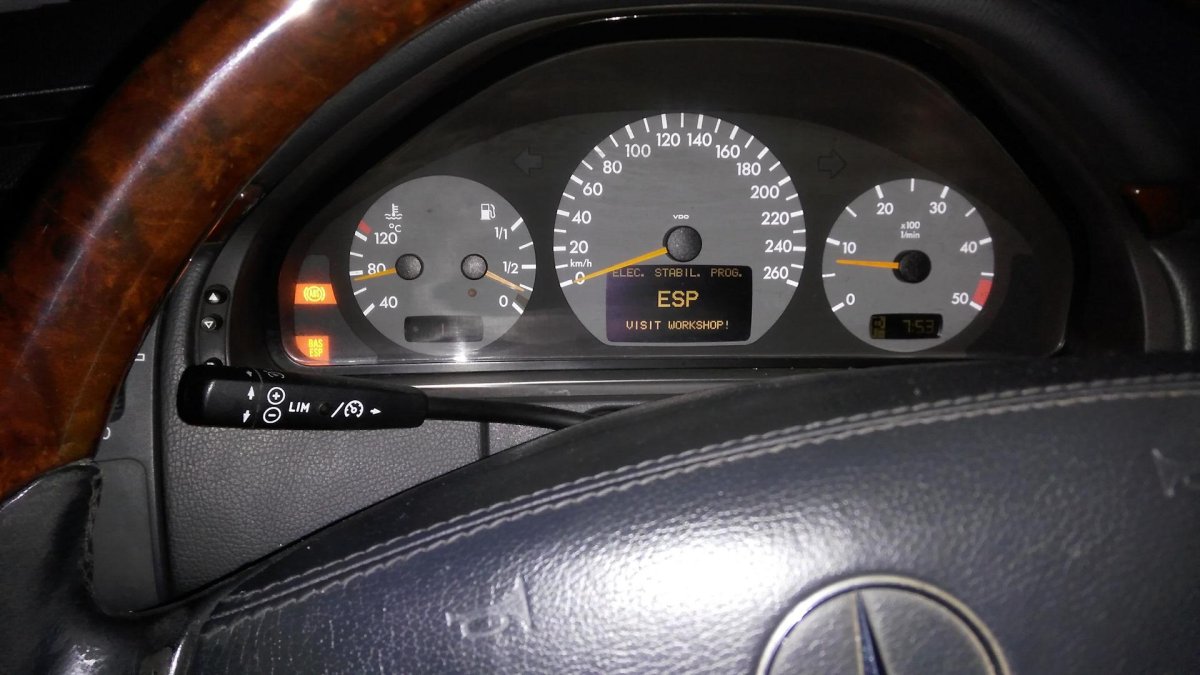 ABS bas ESP w210