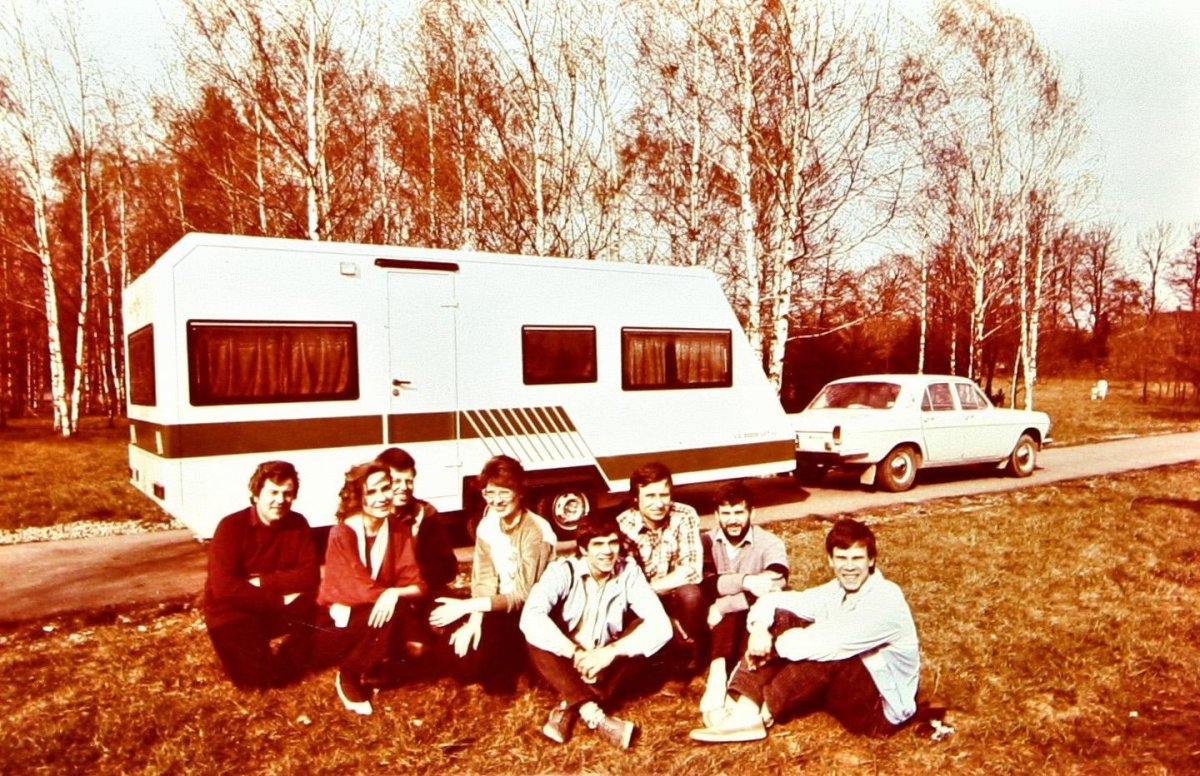 Кемпер из РАФ 2203