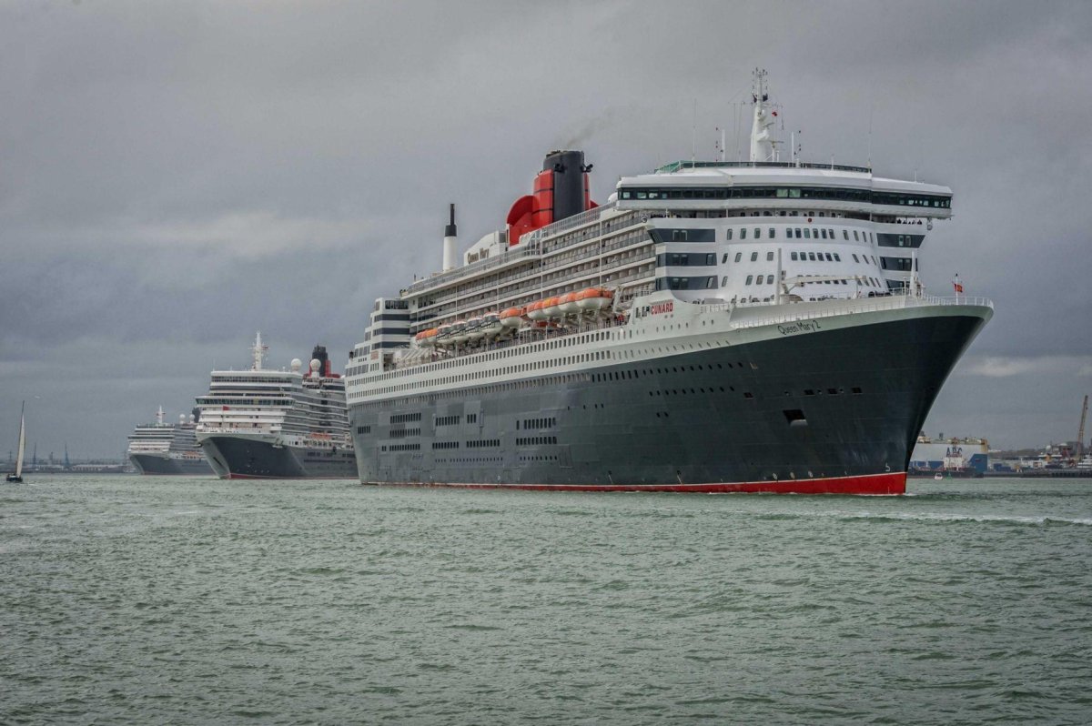 Лайнер Квин Виктория