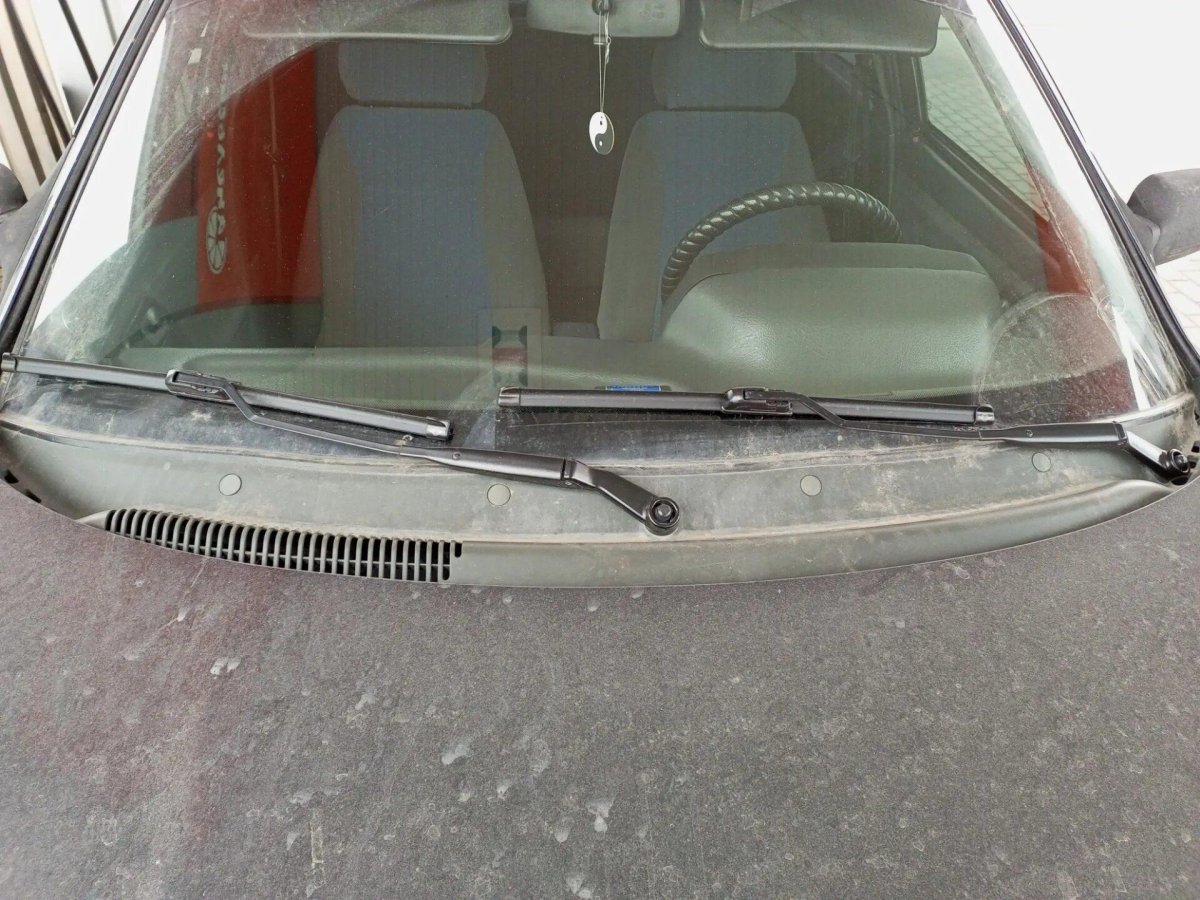 Поводки дворников ВАЗ 2110