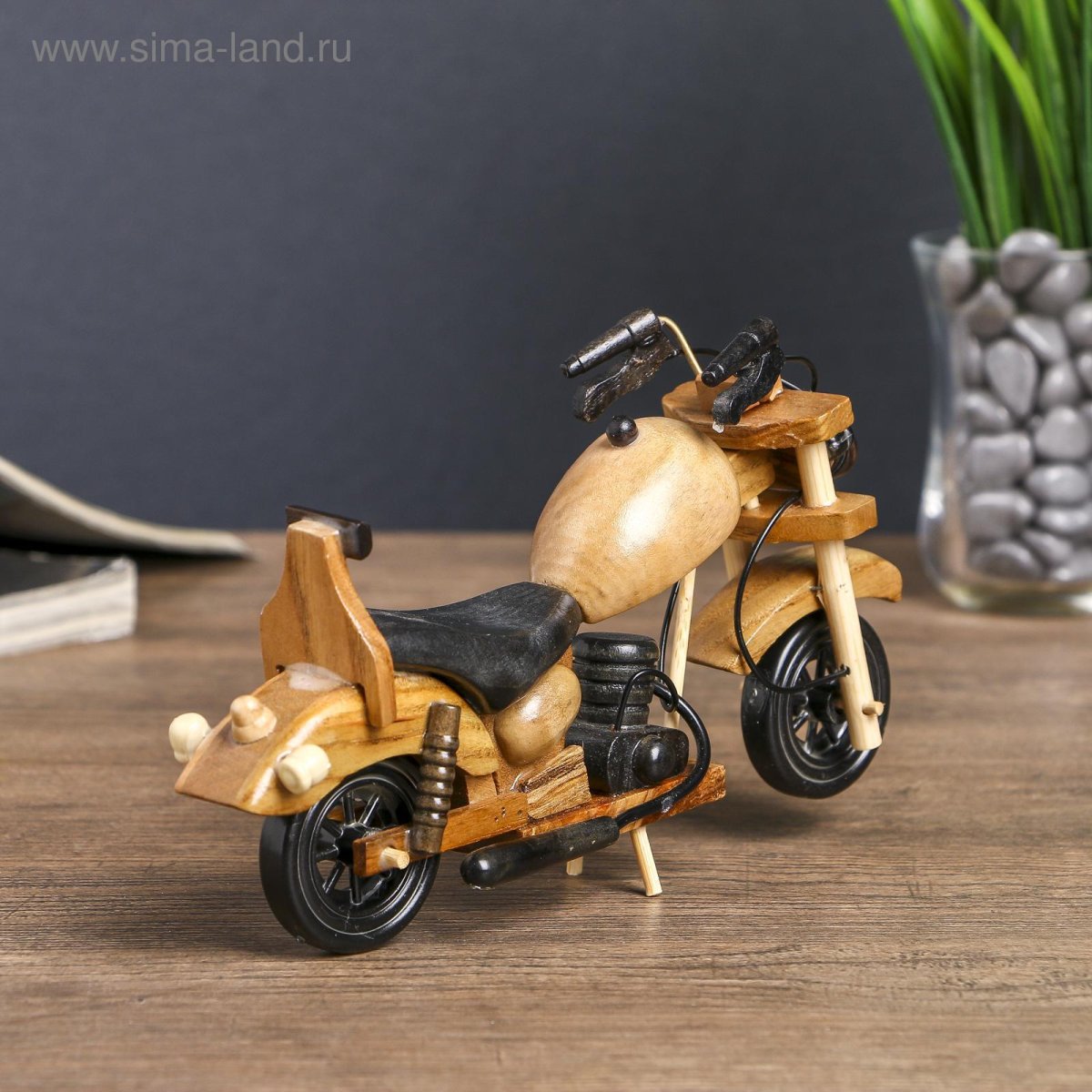 Модель мотоцикла из дерева