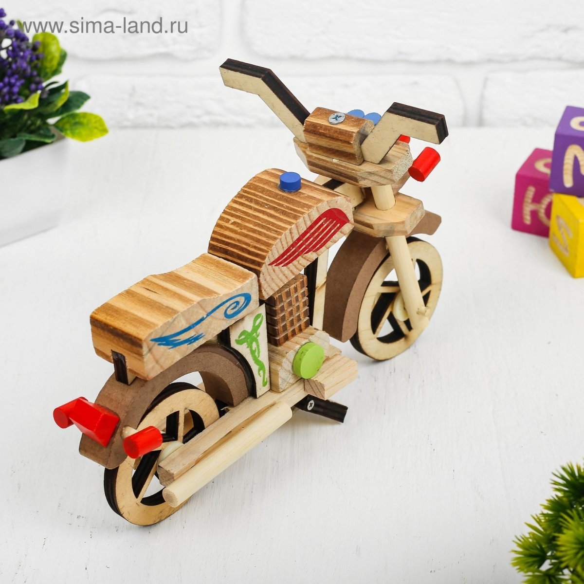 Деревянный мотоцикл