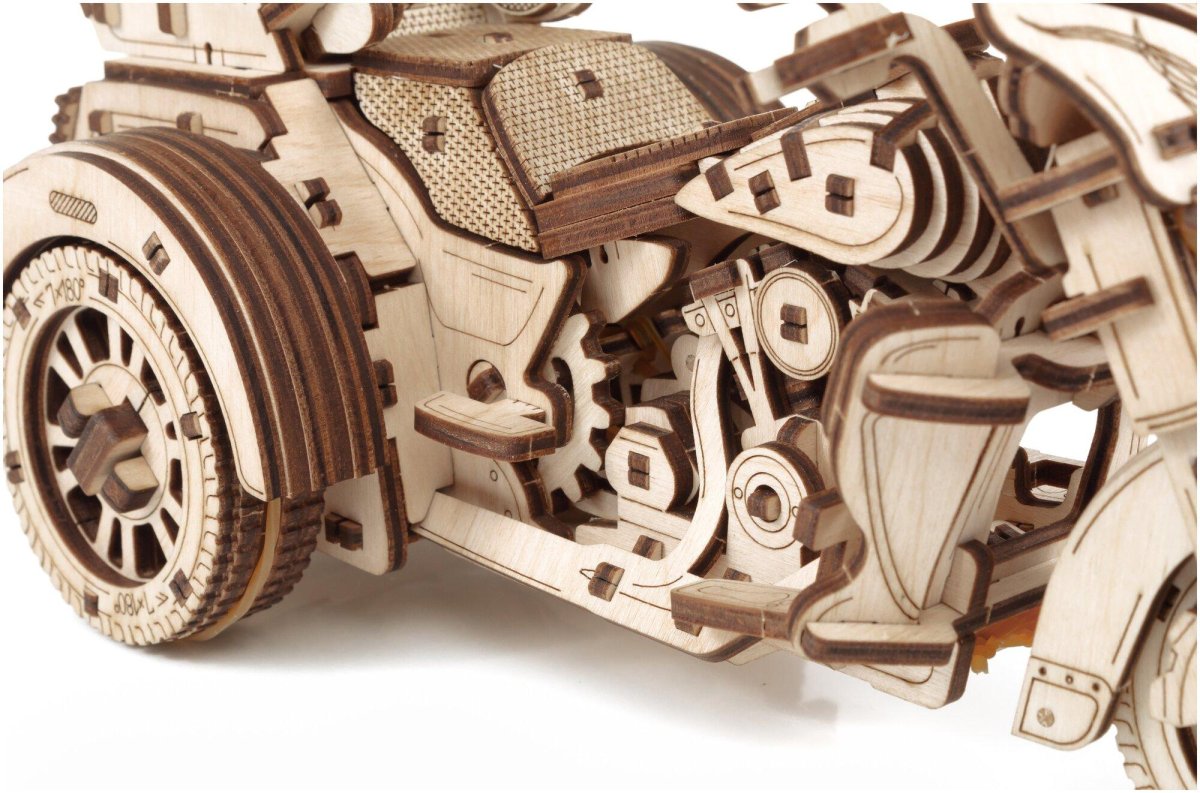 Деревянный конструктор мотоцикл