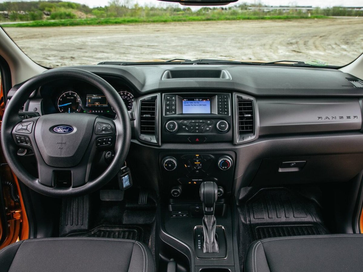 Ford Ranger 2022 салон