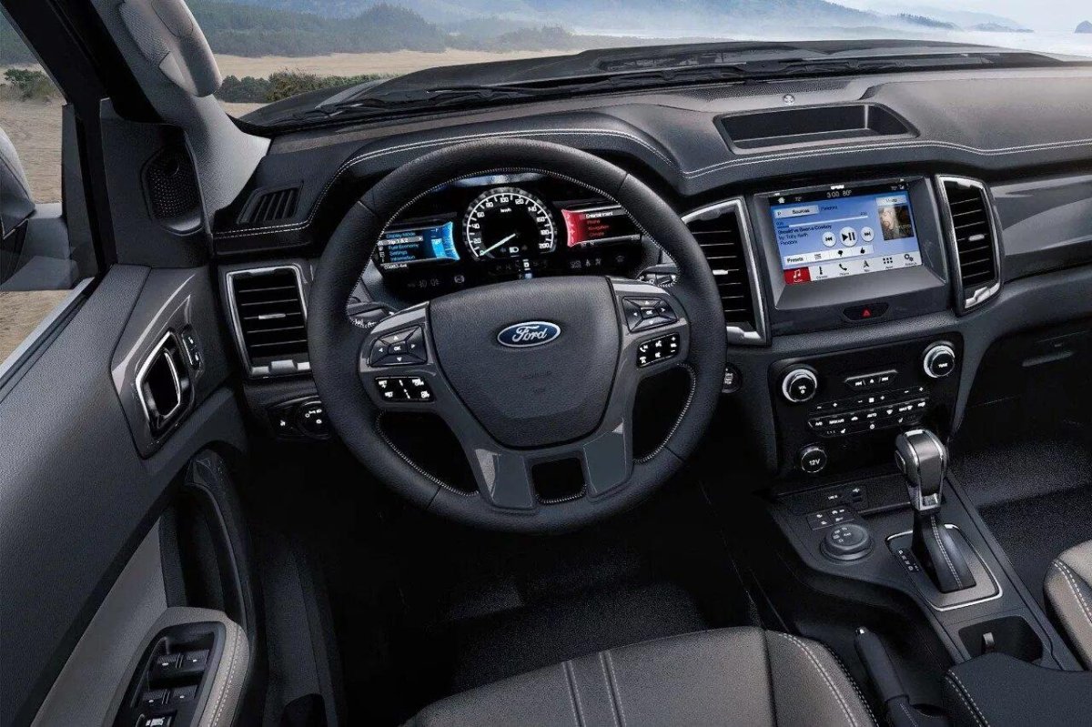 Ford Ranger 2019 салон