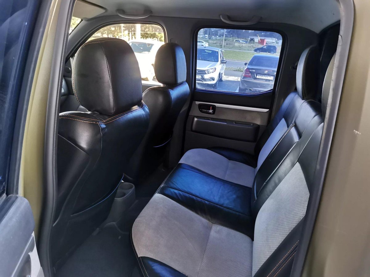 Ford Ranger 2004 салон