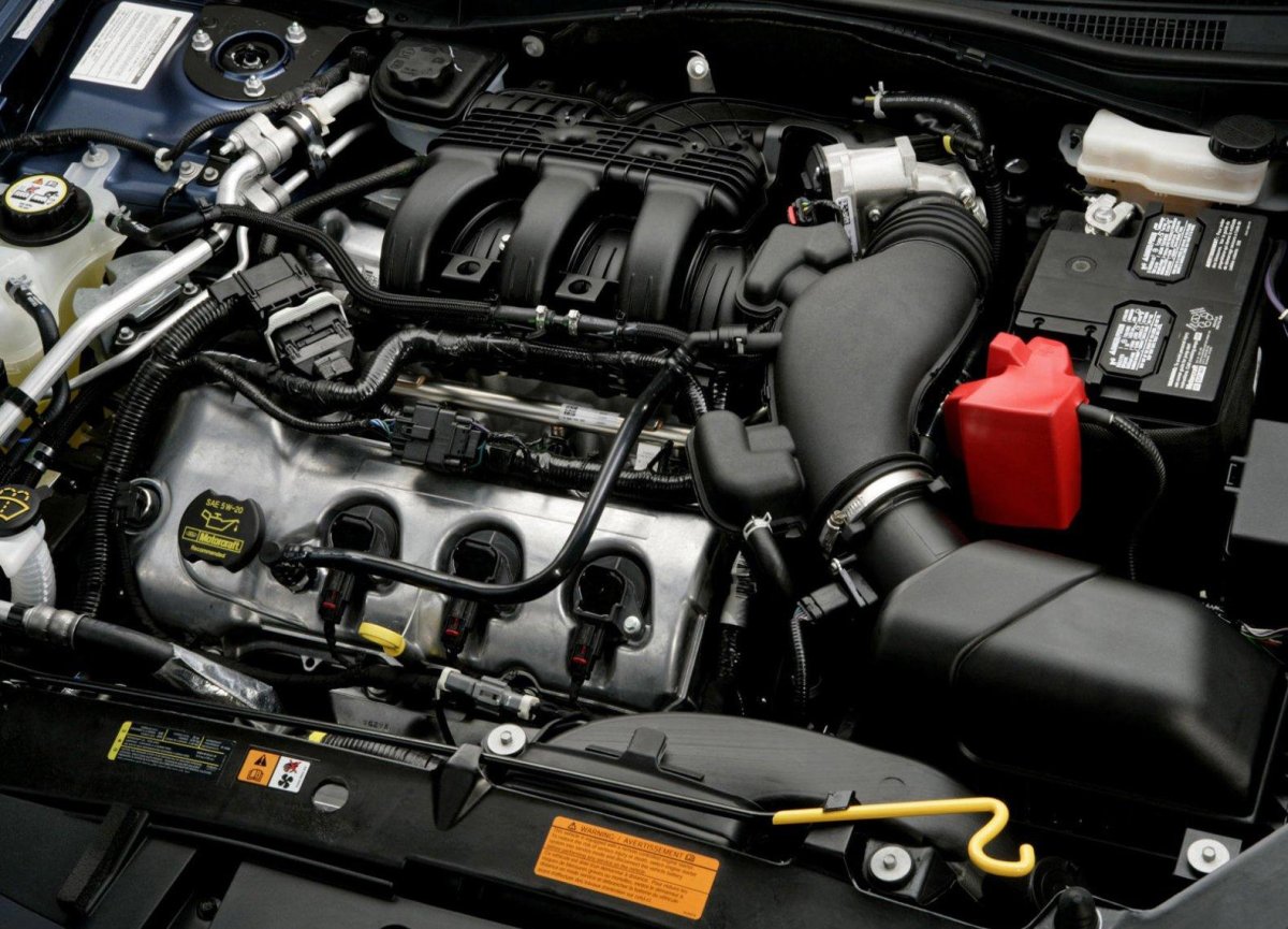 Ford Fusion 2013 1.6 engine