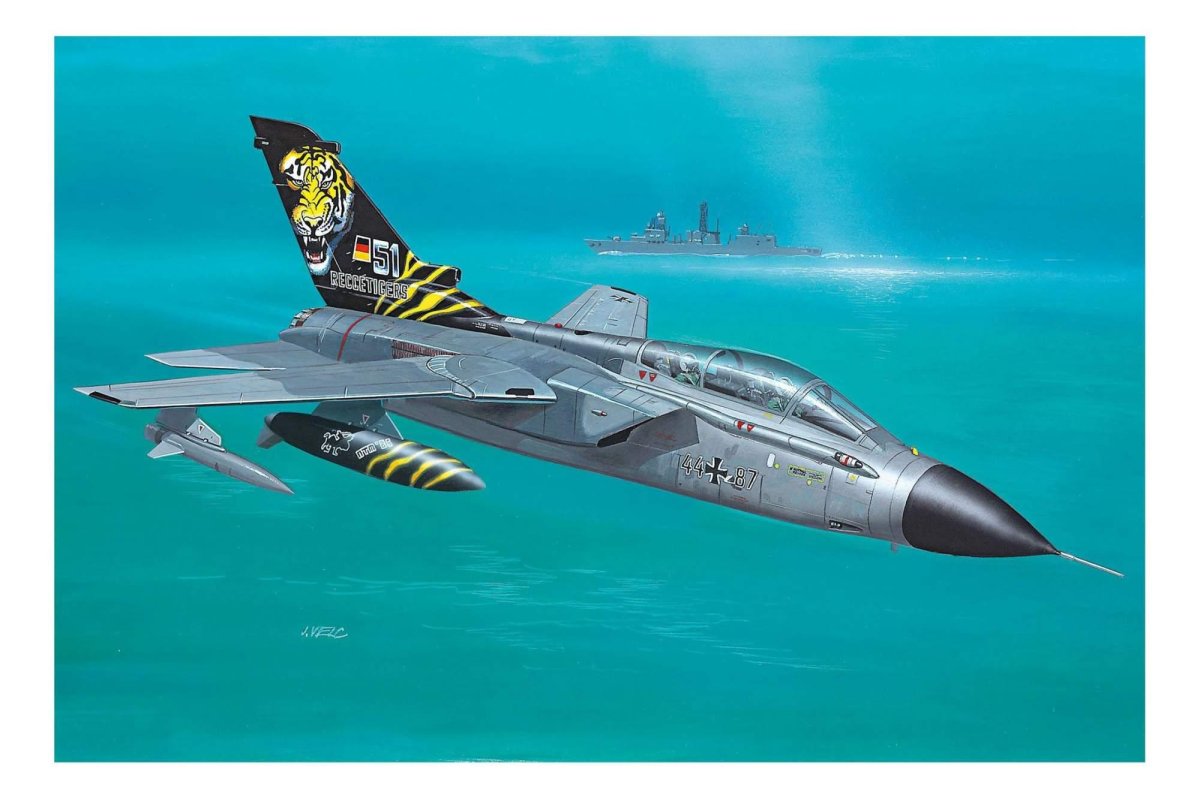 Торнадо истребитель бомбардировщик