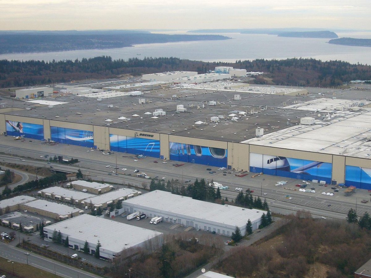 Завод Boeing Everett Factory