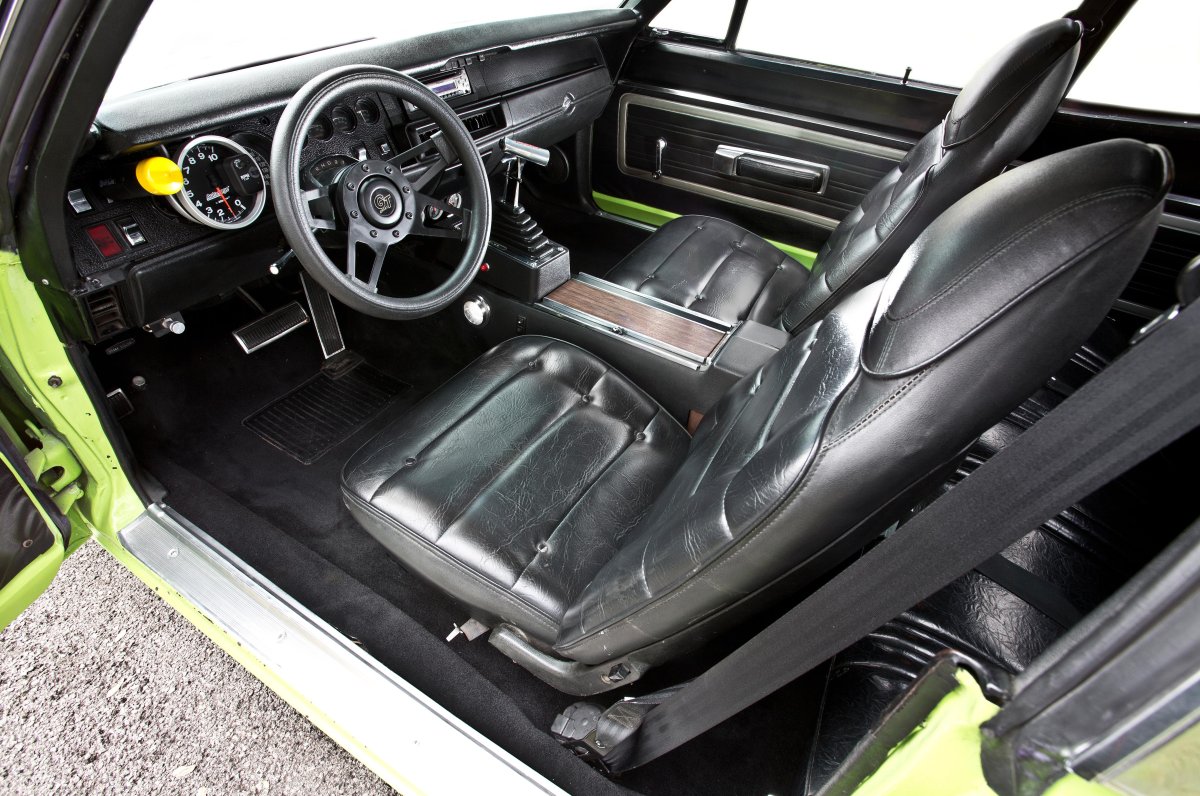 Plymouth Roadrunner 1970 салон