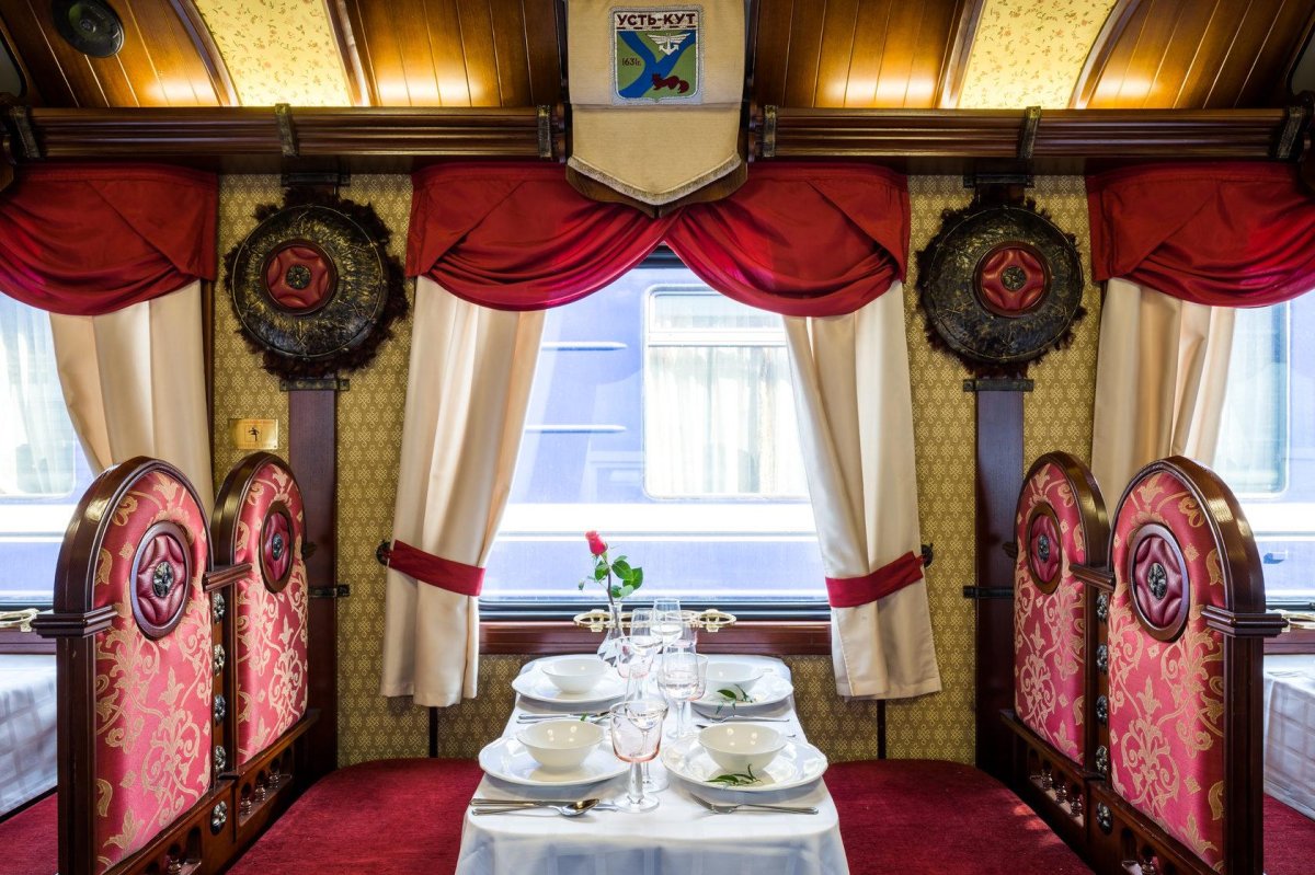 Туристический поезд золотой Орел Транссибирский экспресс