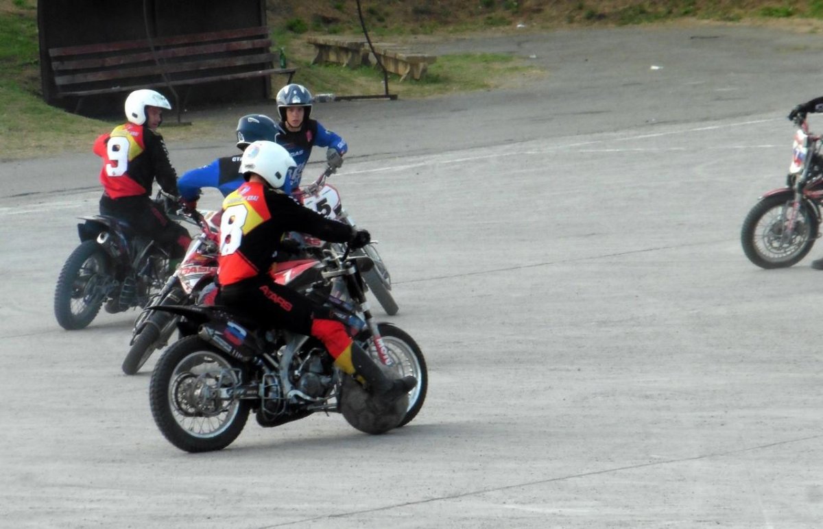 Мотоболист