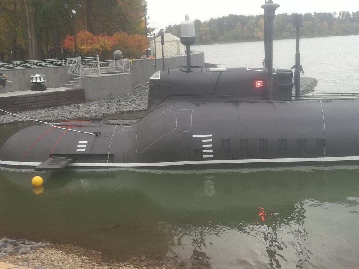 865 «Пиранья»