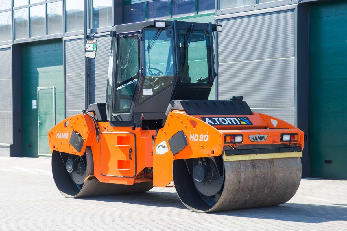 Каток дорожный вибрационный Hamm HD-130