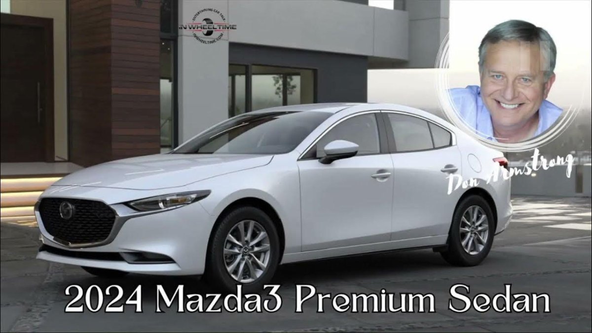 Мазда 3 2022 белая седан