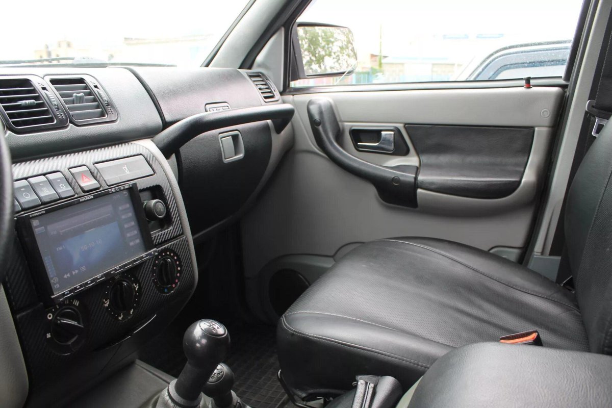 УАЗ Патриот 2022 салон