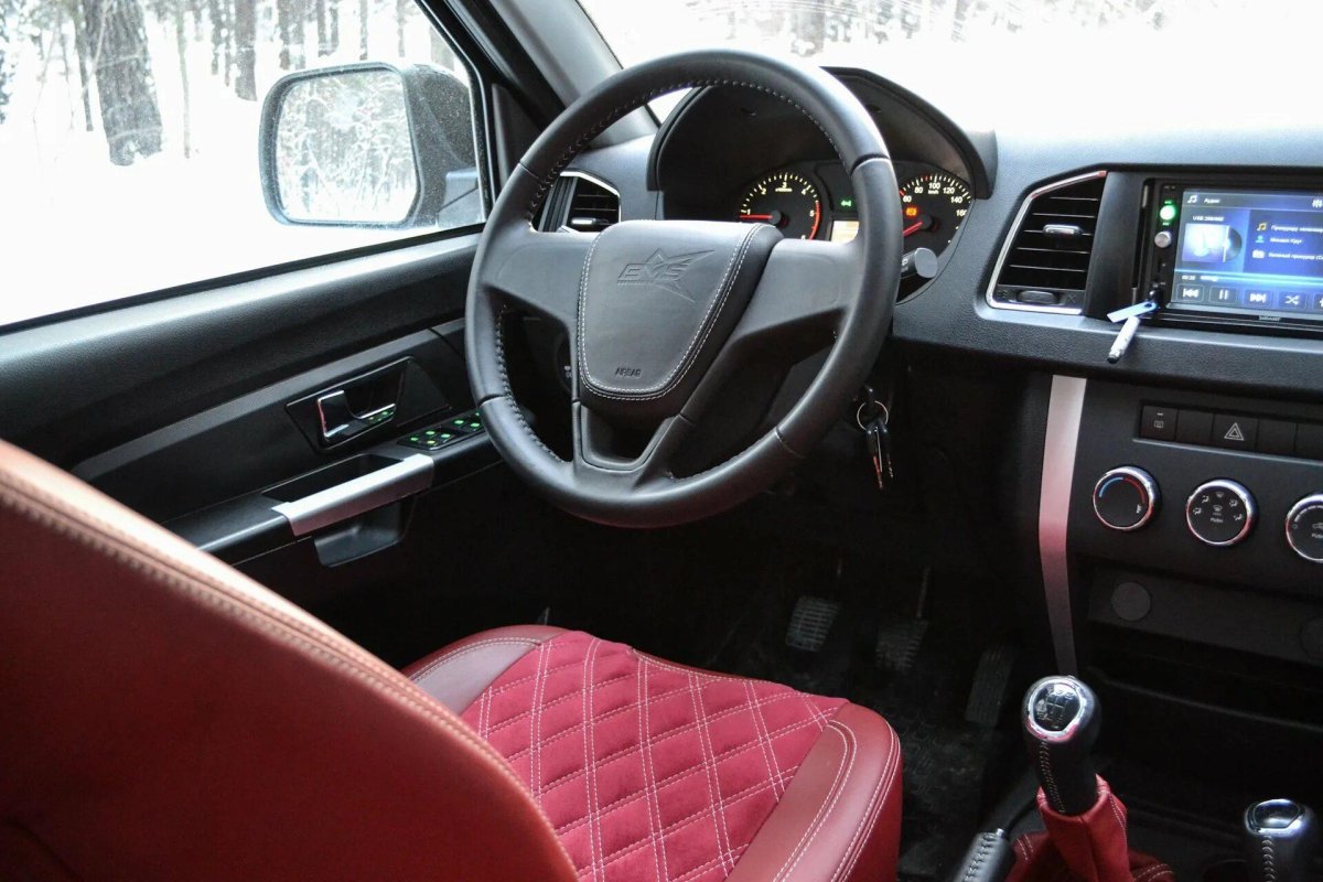 Тюнинг салона УАЗ Патриот 2011