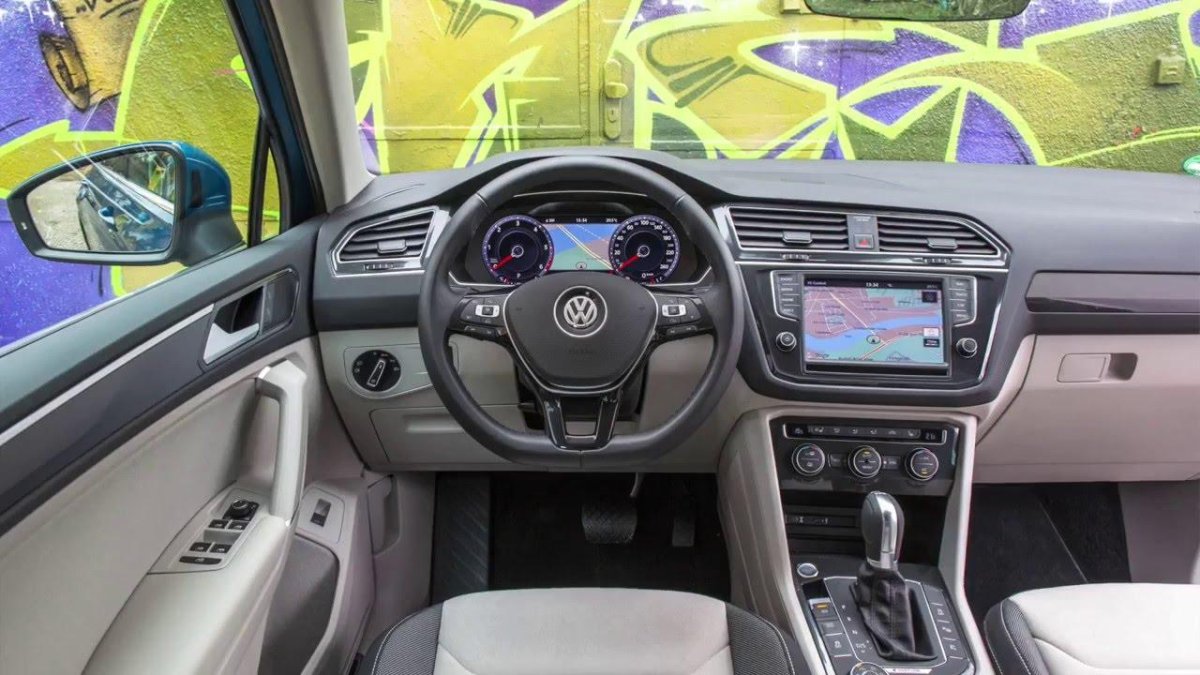 Volkswagen Tiguan 2 салон
