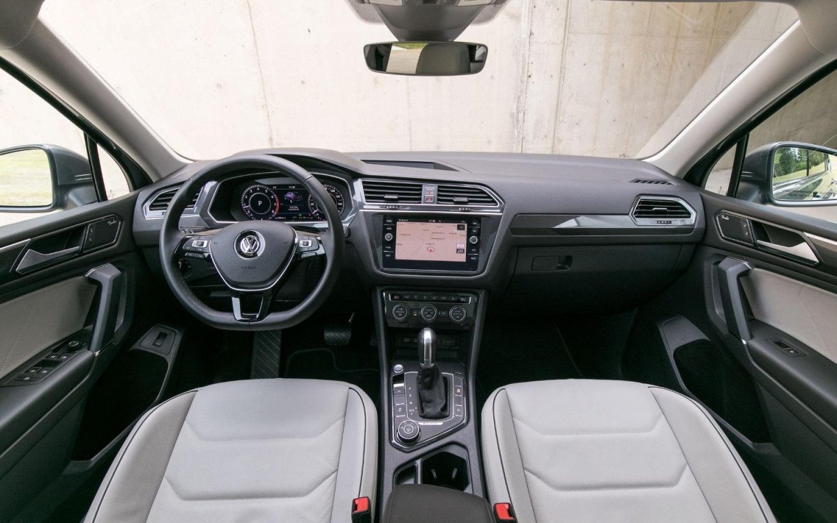 VW Tiguan 2018 салон