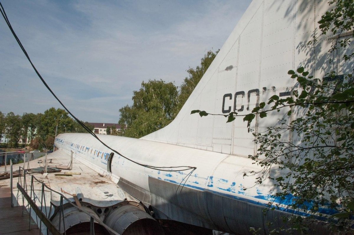 Казанский авиационный институт ту-144