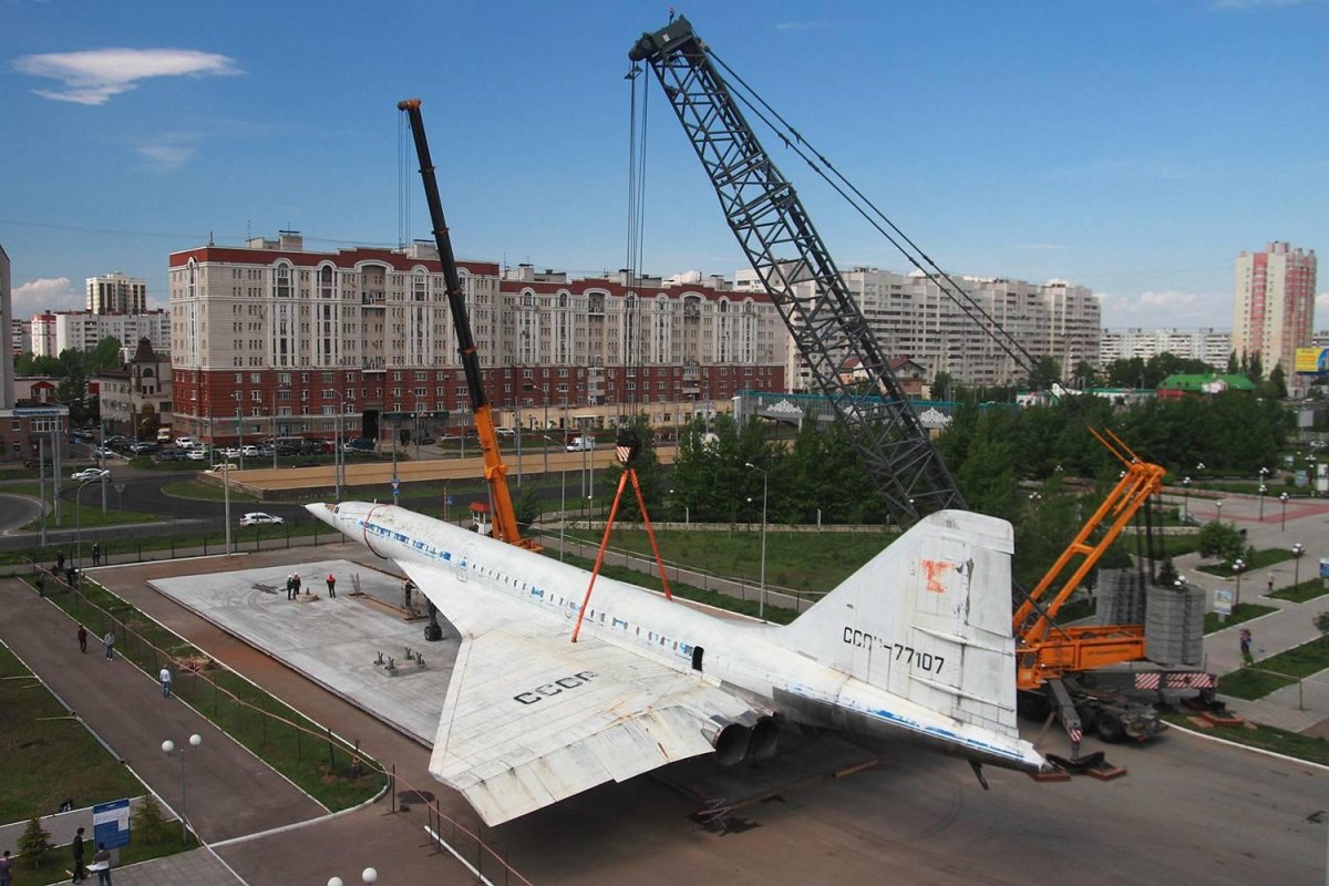 Казанский авиационный институт ту-144