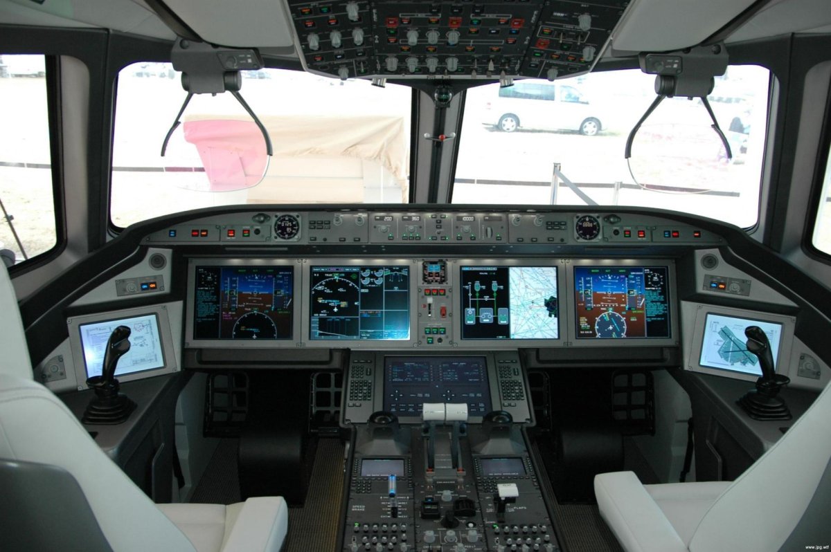 МС-21-310 кабина