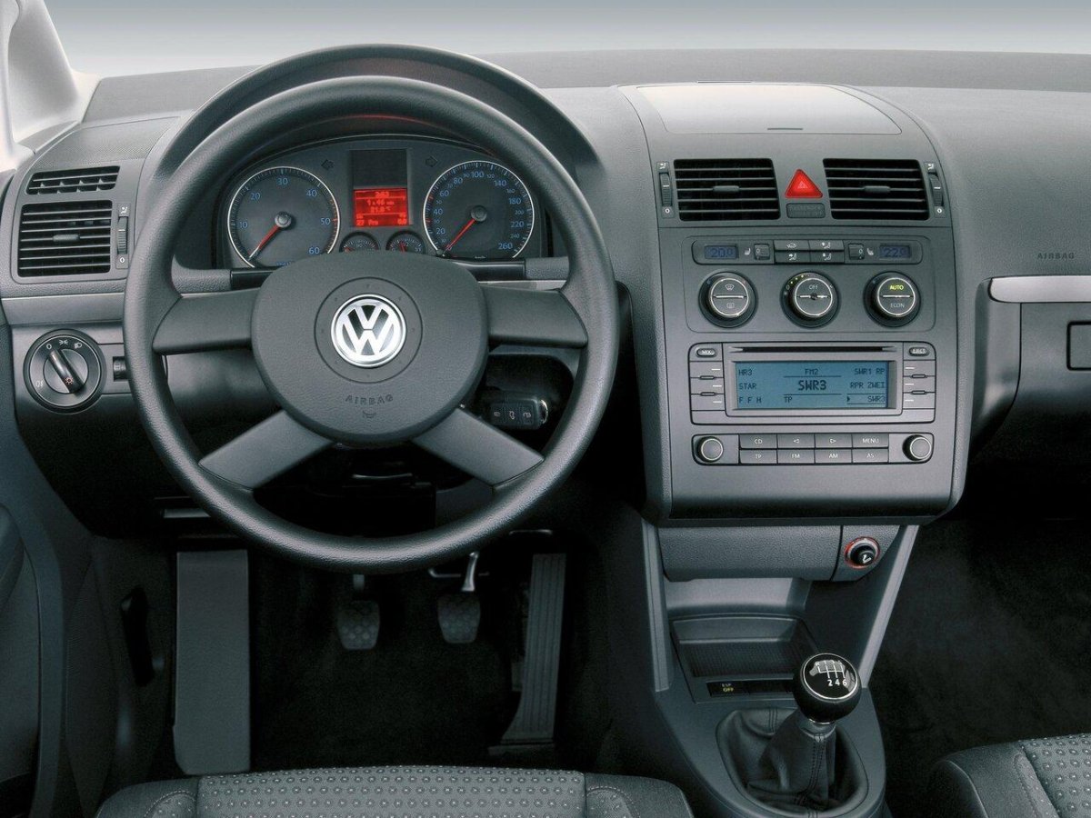 Фольксваген Туран 2003