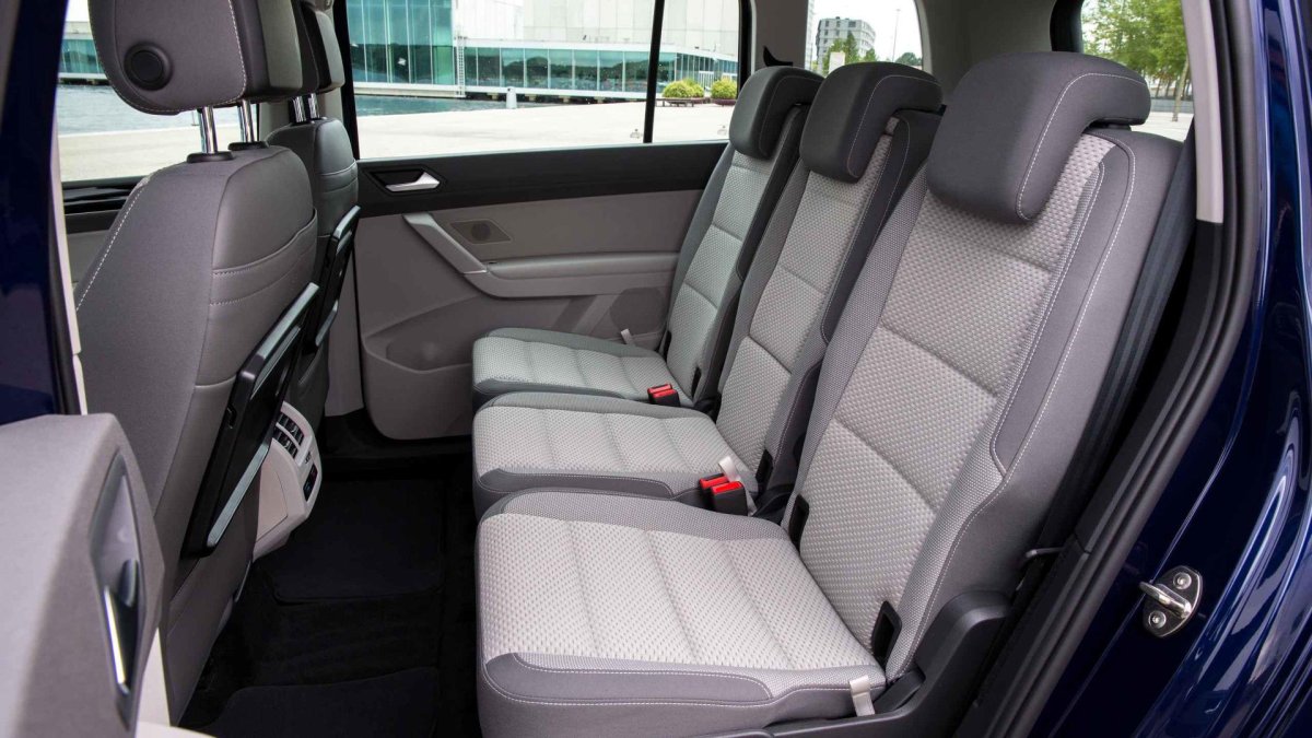 Volkswagen Touran 7 мест