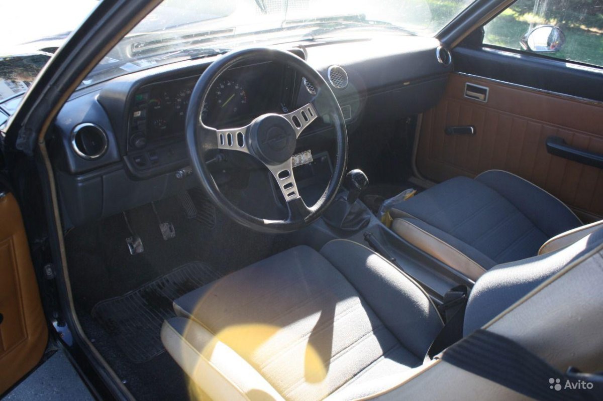 Opel Manta 2.0 МТ 1981