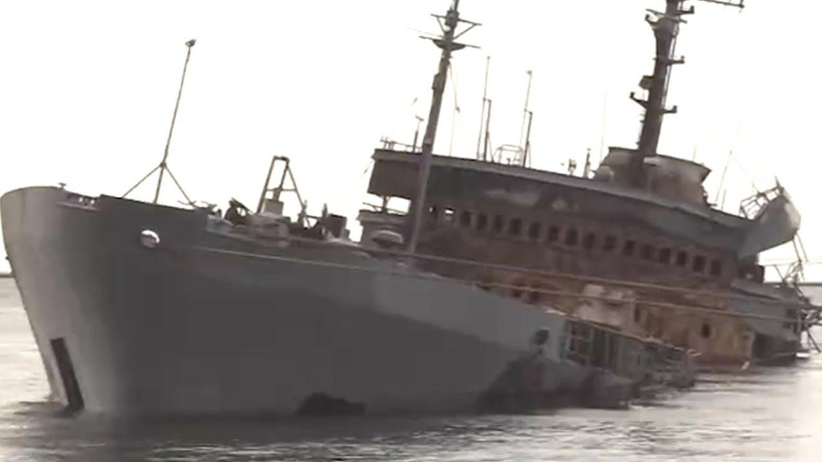 Корабль управления "Донбасс" u500