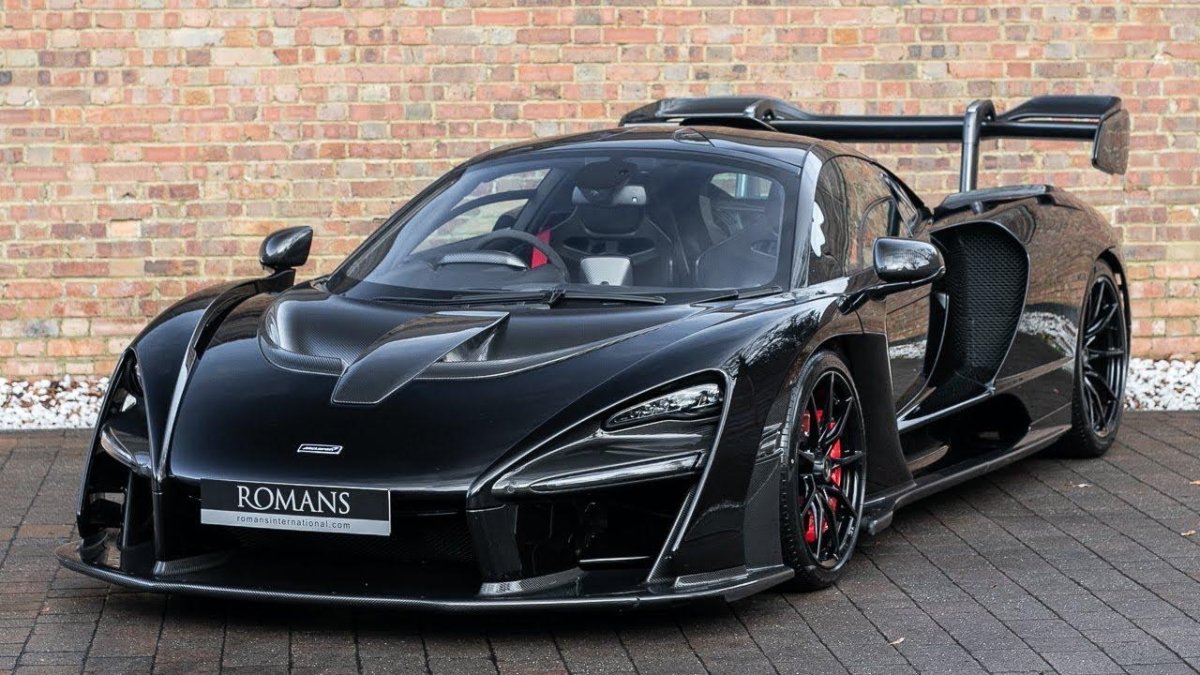 MCLAREN Senna черный
