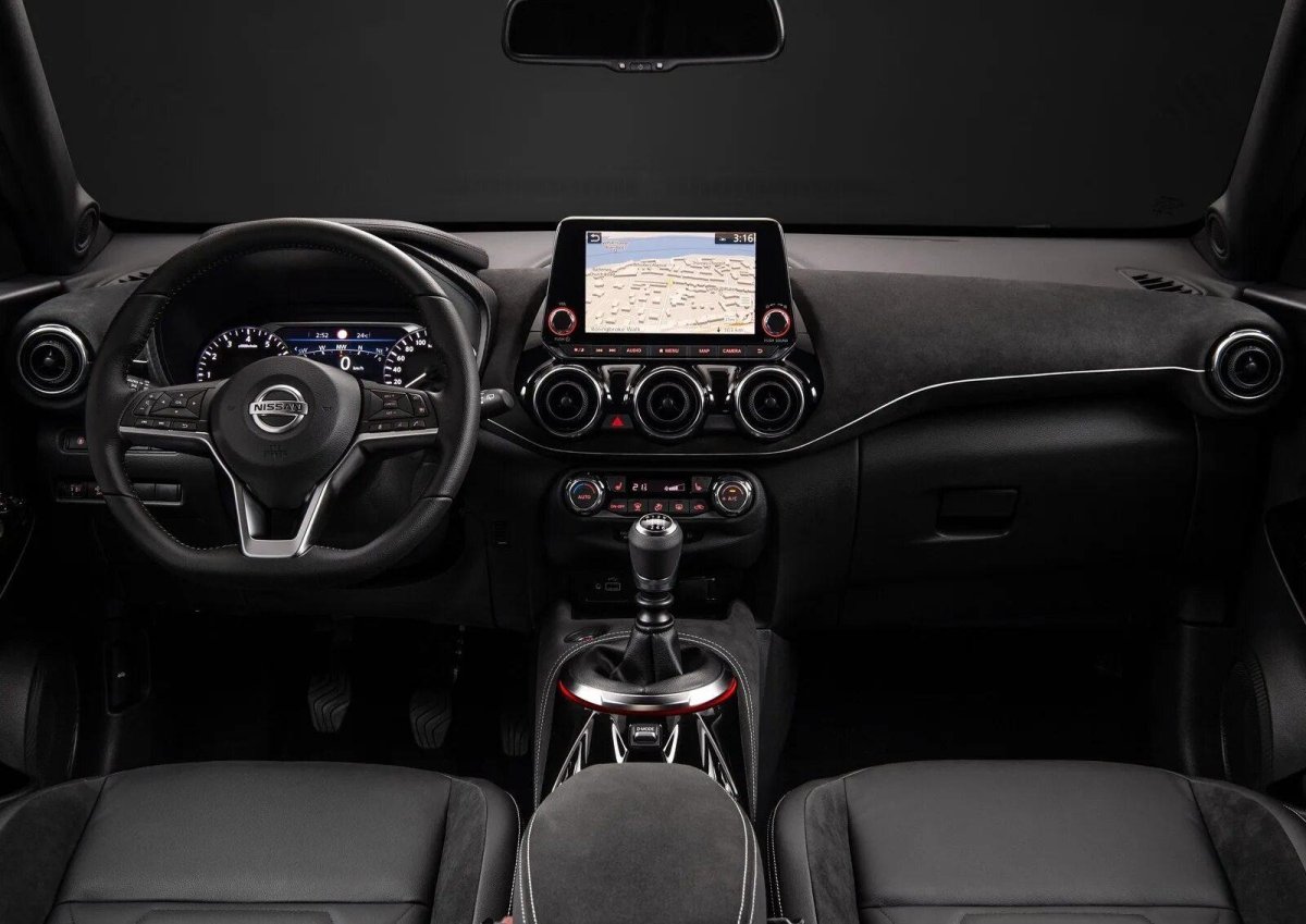 Nissan Juke 2020 Interior