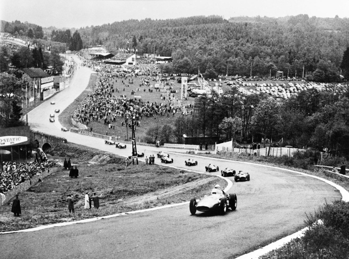 Spa Francorchamps Eau rouge