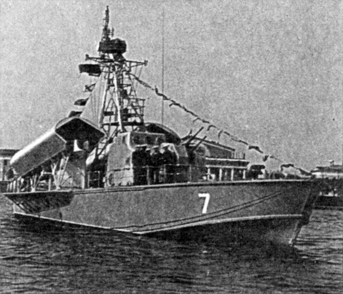 Торпедный катер Шершень ГДР.