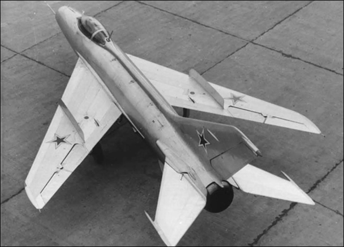 Миг-21 истребитель