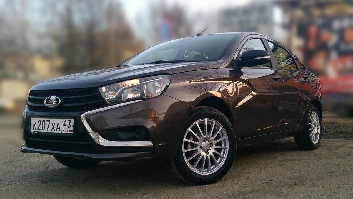 Лада Веста r19